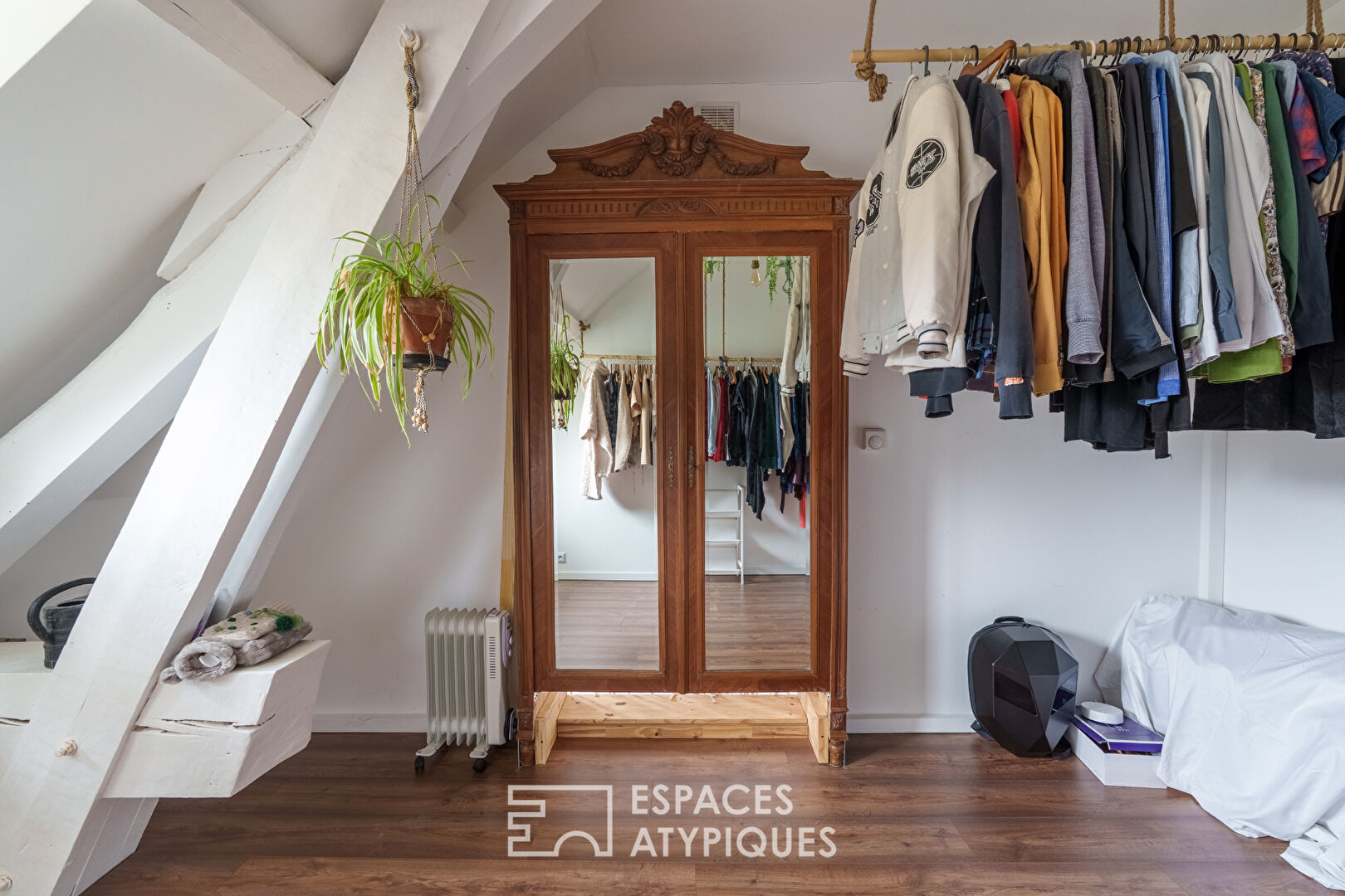 Maison de caractère, esprit loft au vert