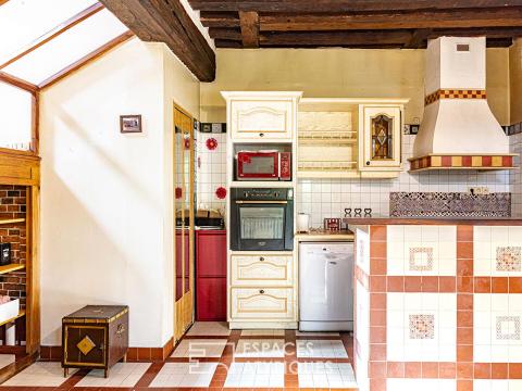 Maison atypique au sud  de La Loire, à rénover