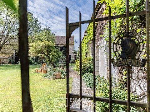 Charmante longère avec dépendances et parc paysager