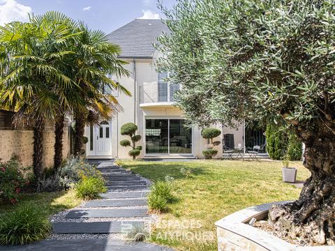Maison très confidentielle quartier Chateaudun