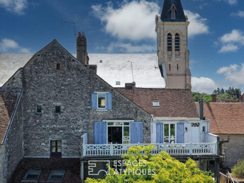 Bâtisse de 1832 avec magnifique vue sur la vallée