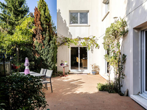 Maison d&rsquo;architecte avec jardin aux portes d&rsquo;Orléans