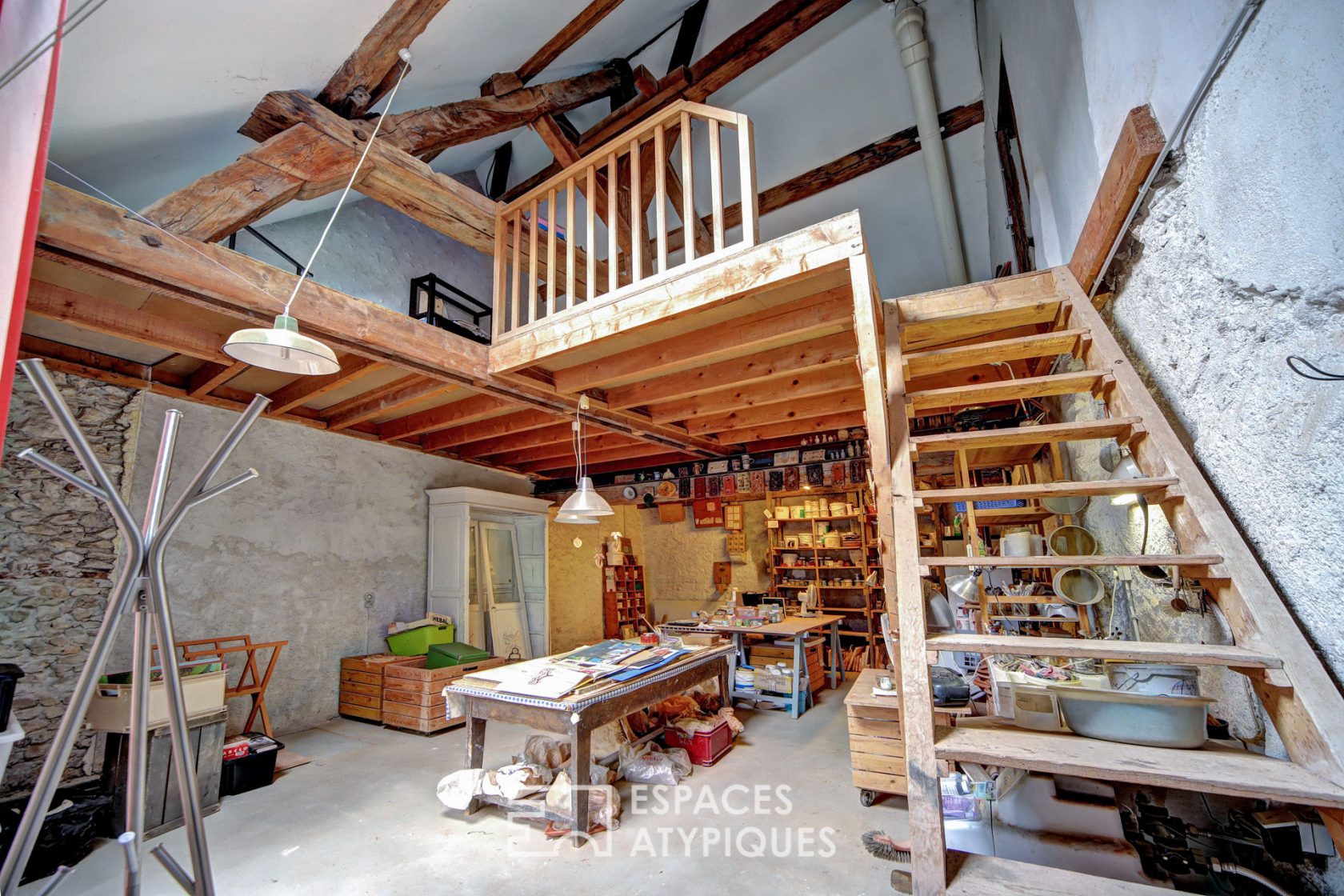 Hôtel particulier transformé en atelier d’artisanat d’Art