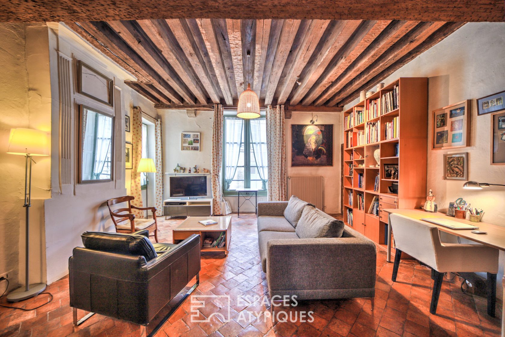 Hôtel particulier transformé en atelier d’artisanat d’Art