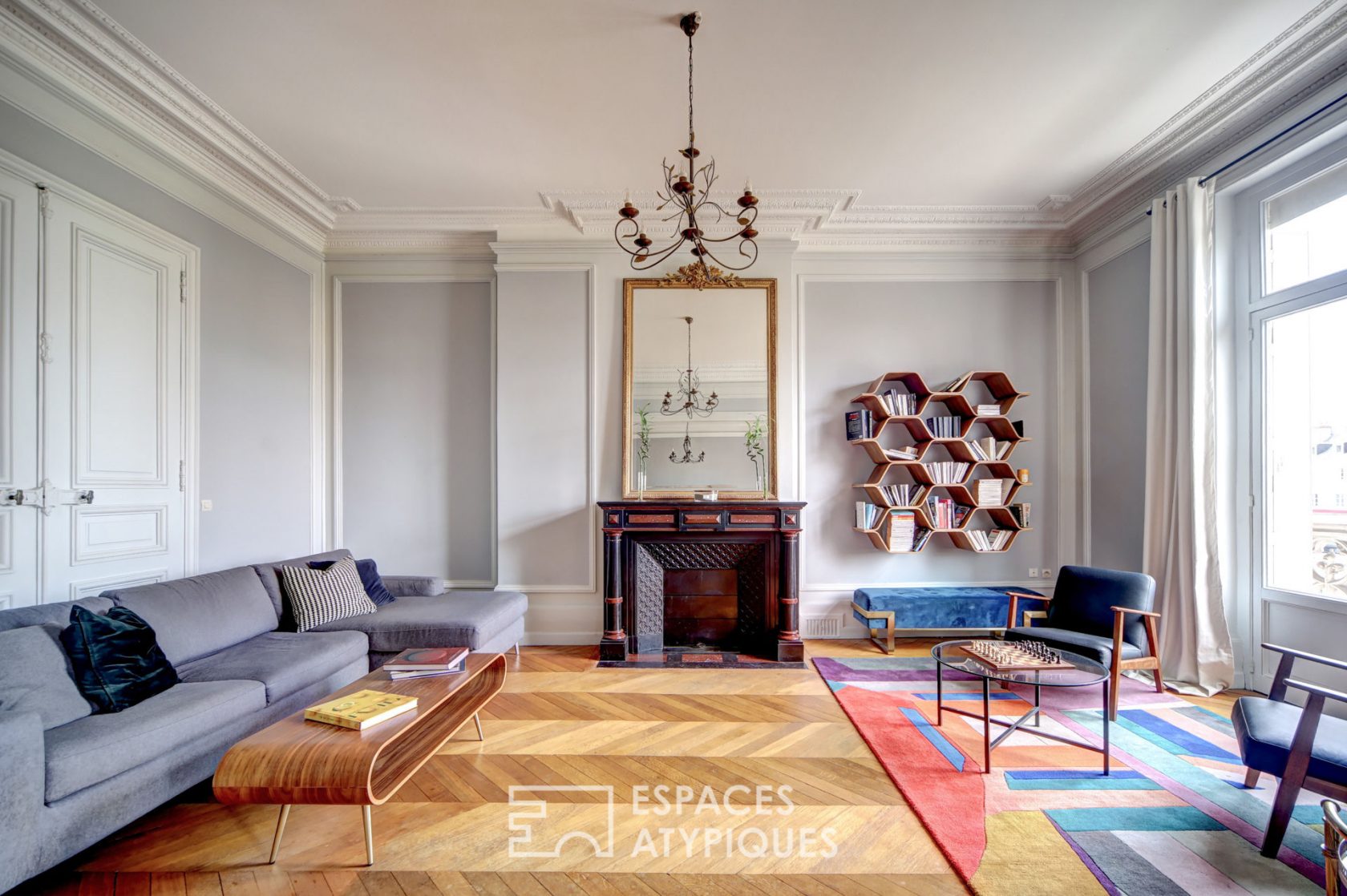 Appartement bourgeois avec balcon