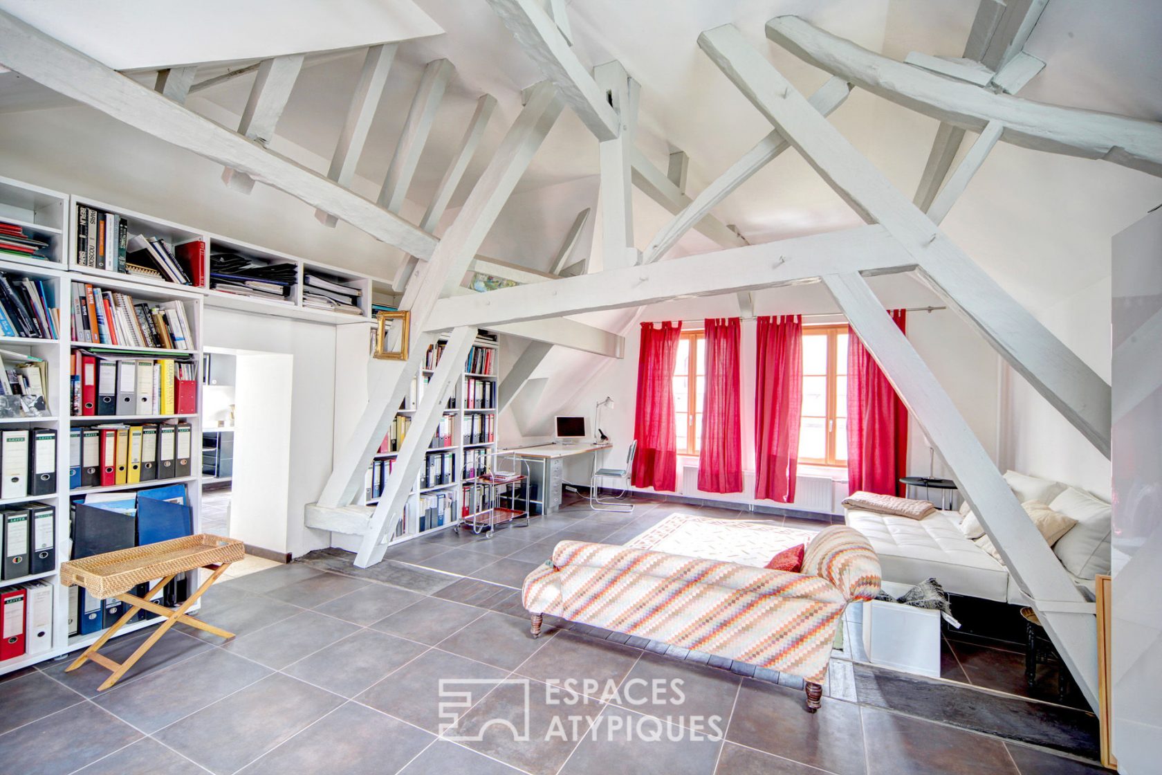 Ancien presbytère avec vue imprenable