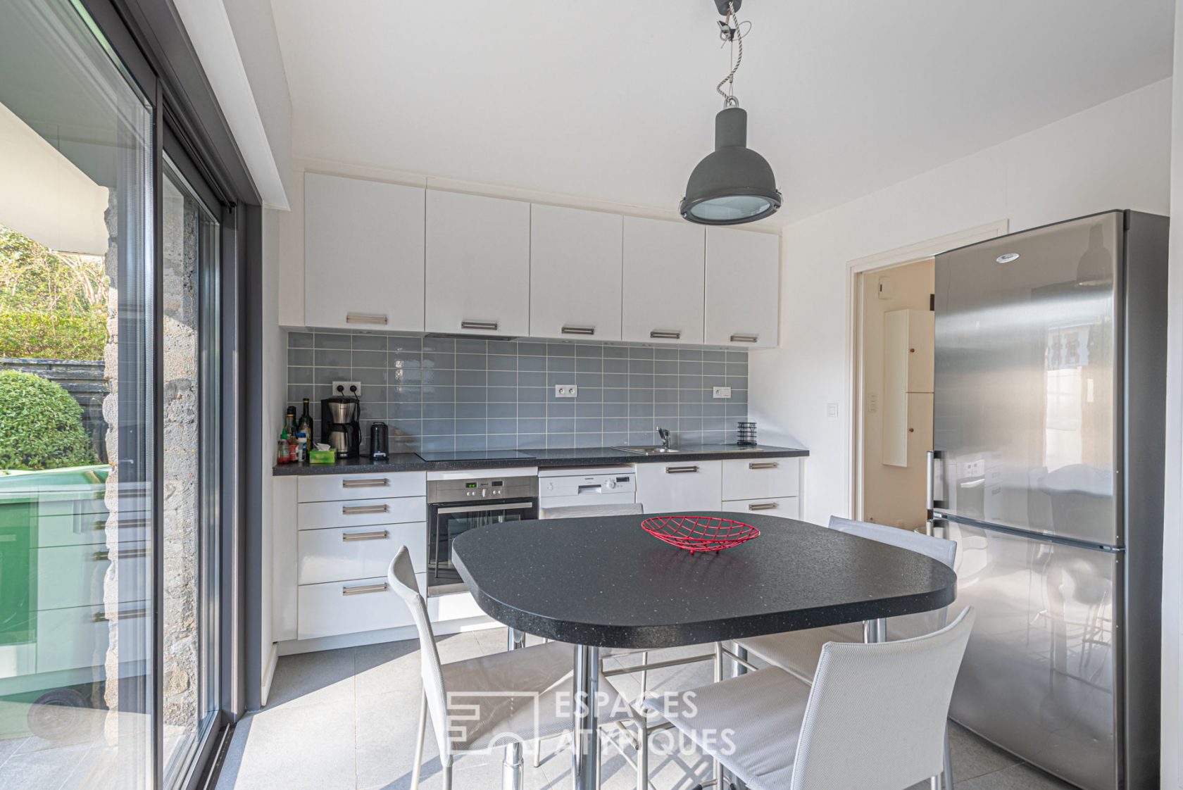 Maison rénovée à deux pas de la plage et des commerces