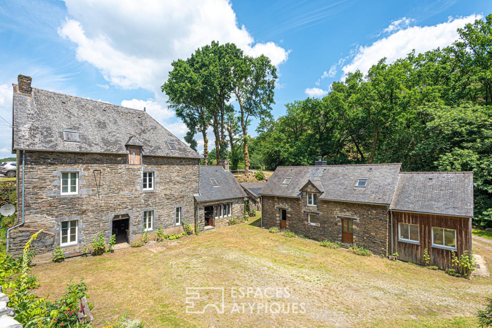 Old mill with gites and dwelling house