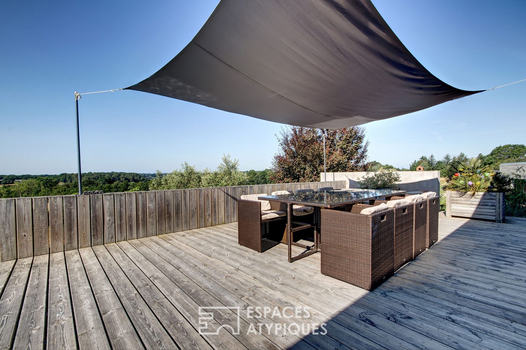 Modern villa with panoramic view on the valley