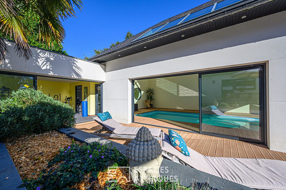 56390 GRAND CHAMP - Maison familiale avec piscine intérieure - Réf. 382