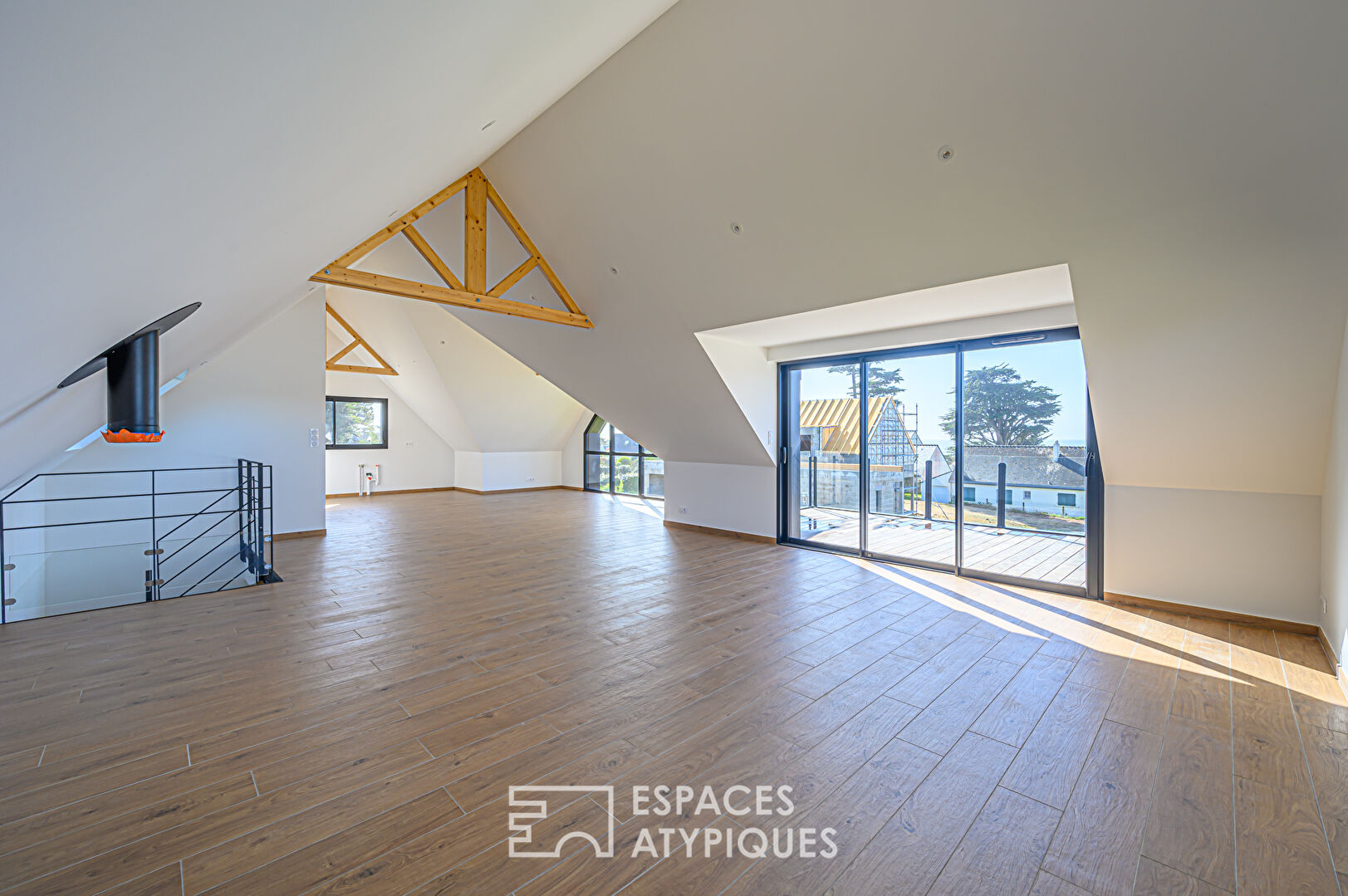 Villa contemporaine avec vue mer contemplative