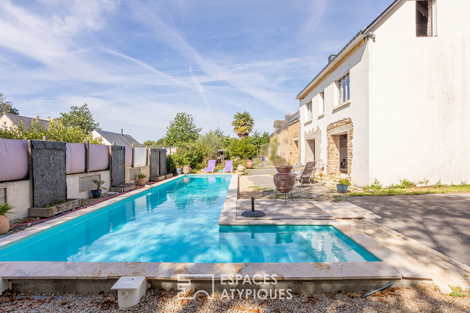 Bright stone farmhouse with swimming pool