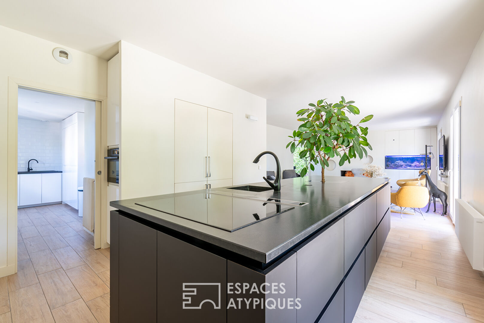 Maison avec beau jardin au coeur de Pacé