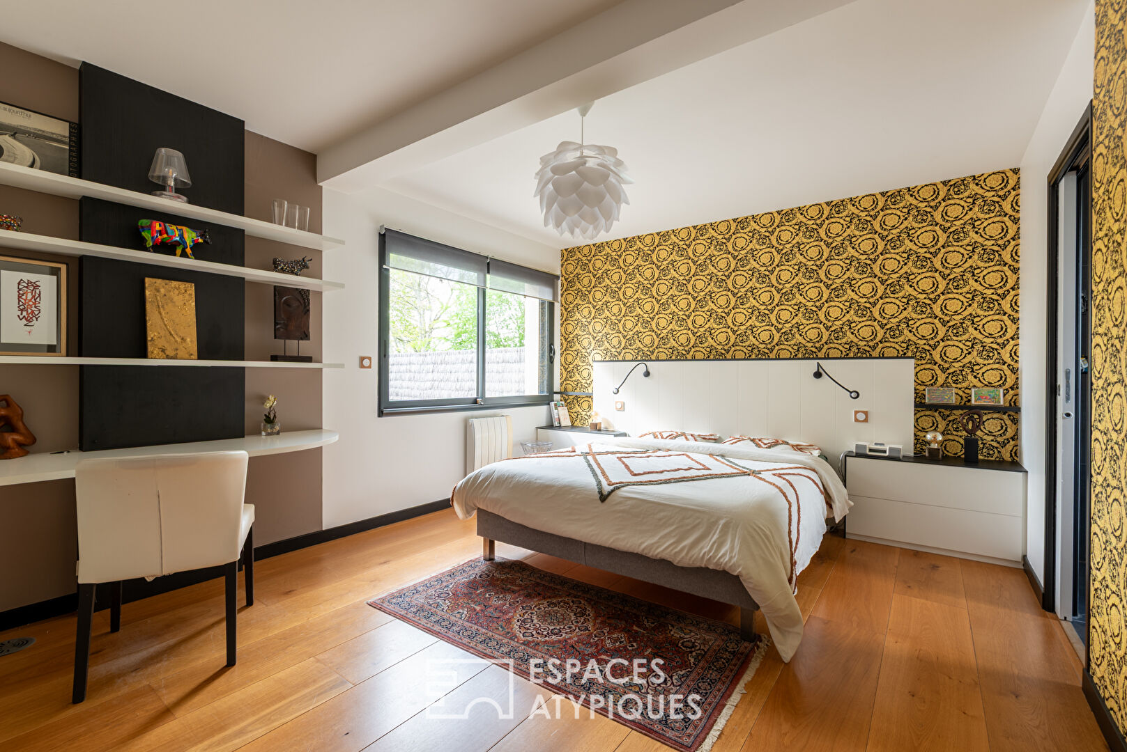 Vaste contemporaine cubique avec piscine à dix minutes de Rennes