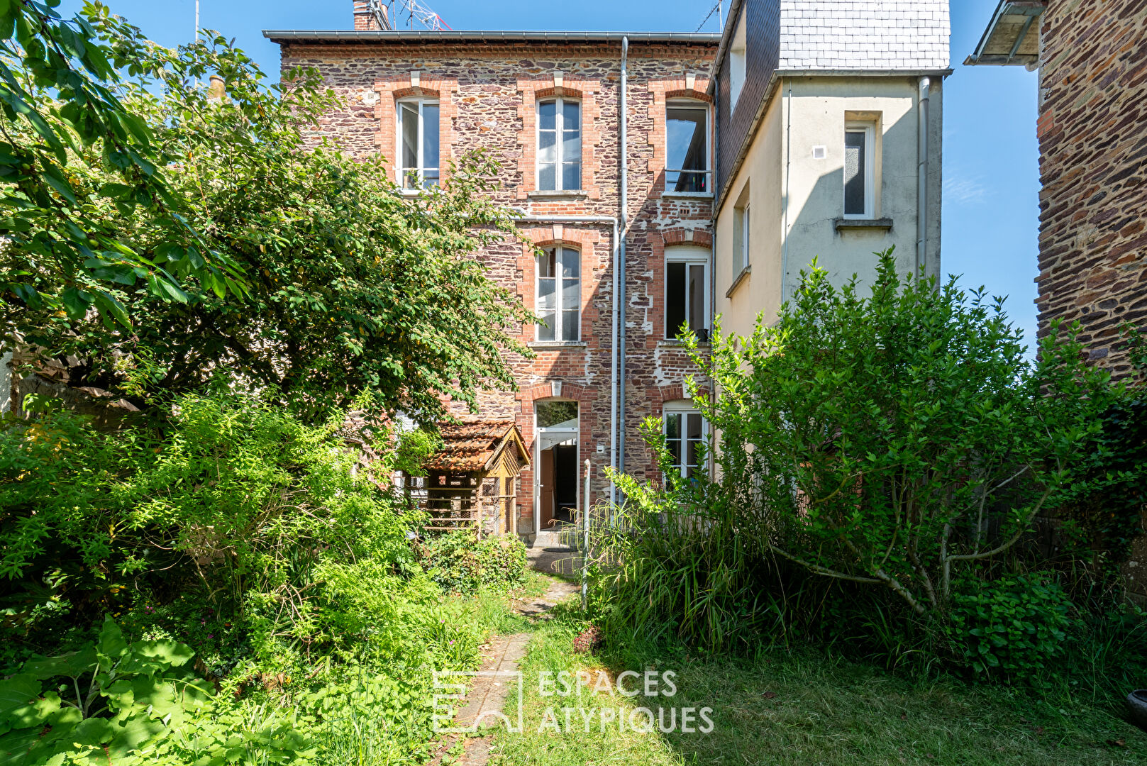 Charmant duplex avec jardin
