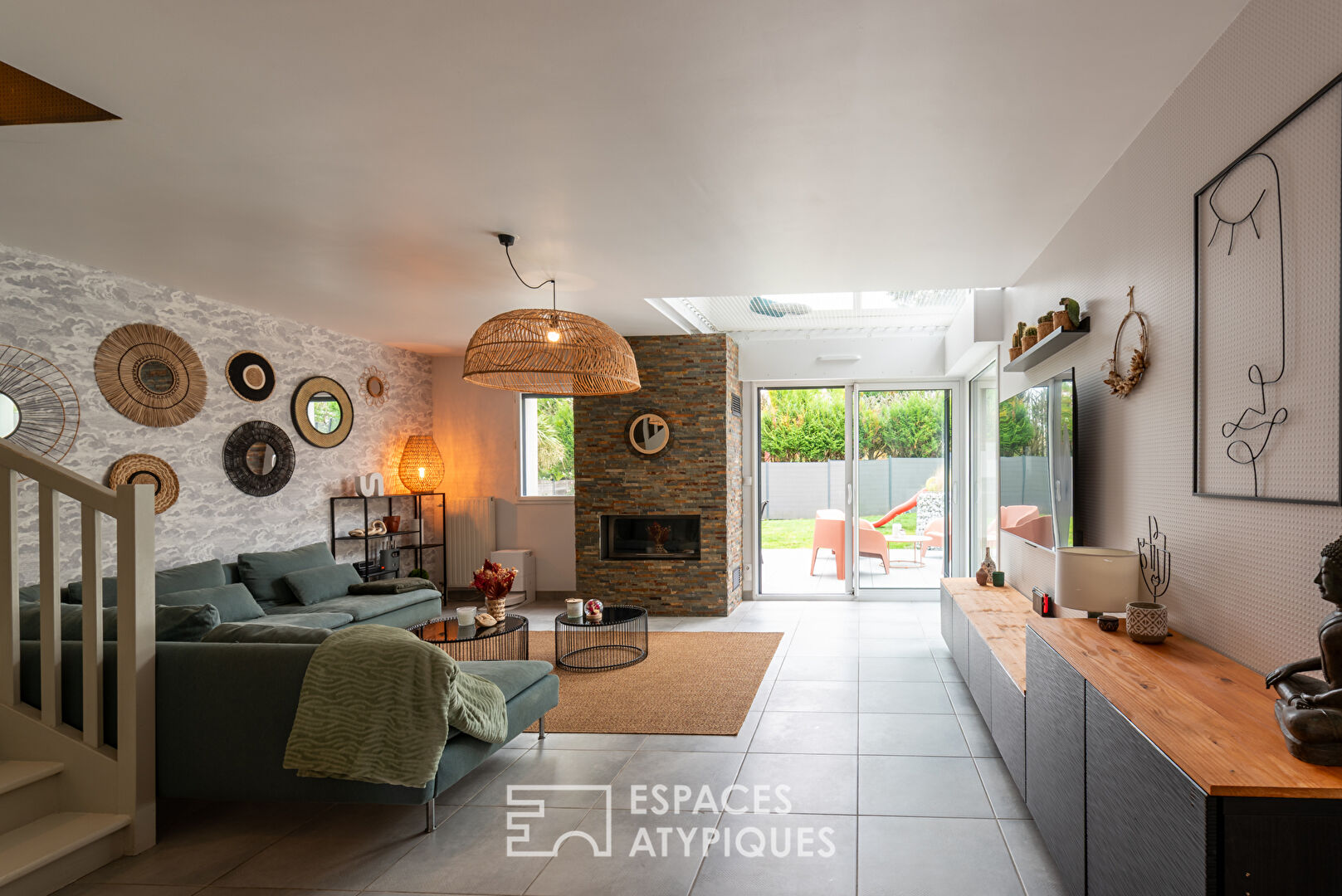 Maison contemporaine avec piscine