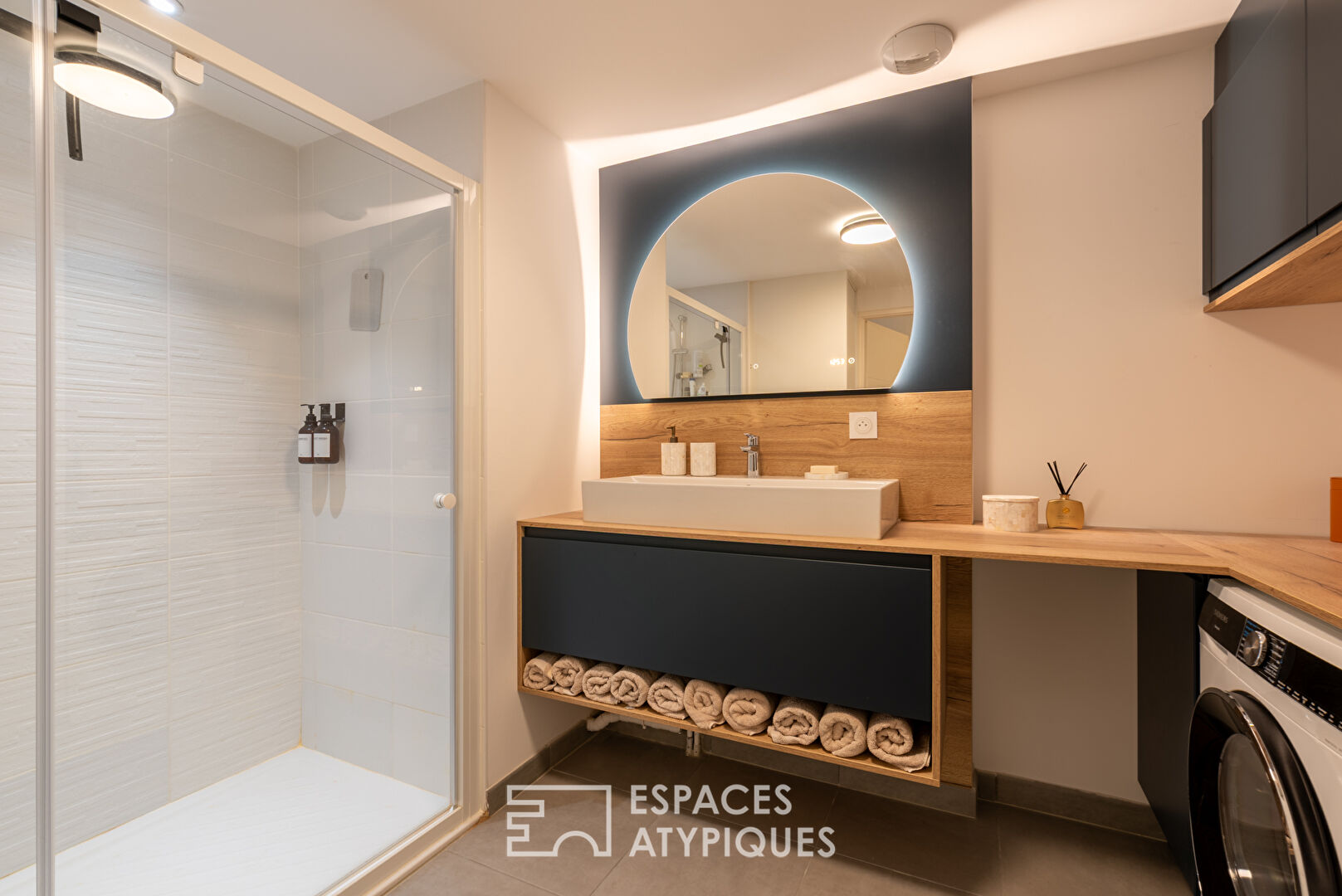 Appartement écrin contemporain en étage élevé