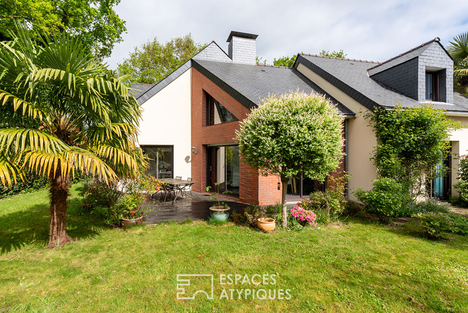 Maison avec jardin – Noyal Chatillon sur Seiche