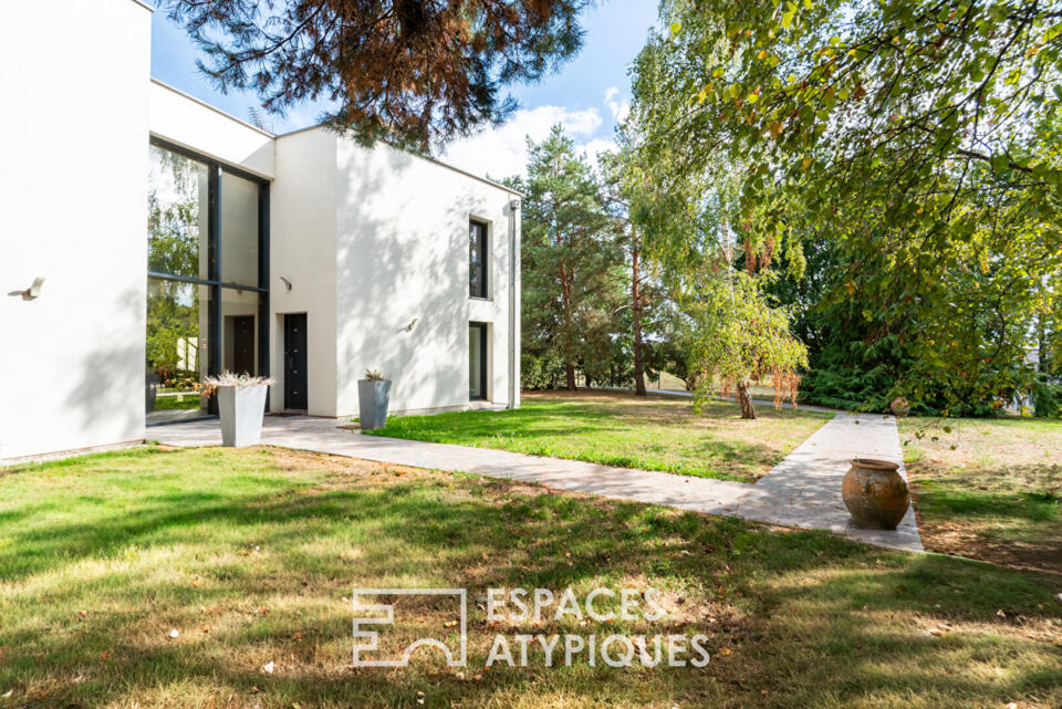 Villa d'architecte avec piscine intérieure aux portes de Rennes
