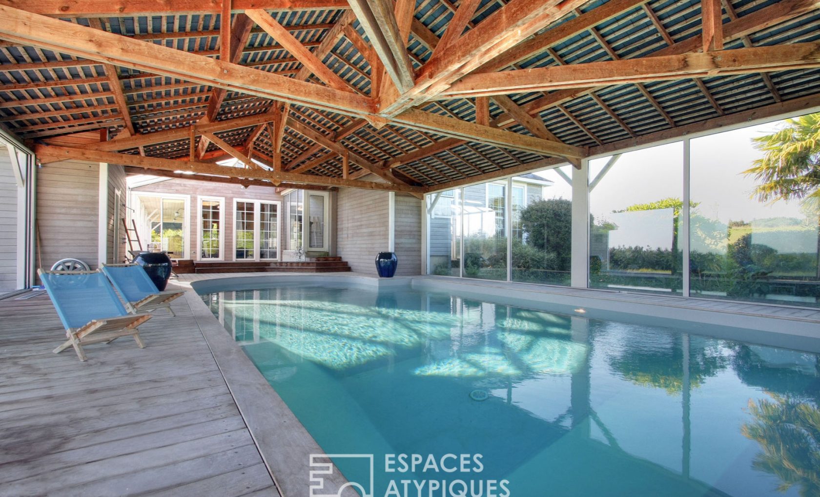 Villa d’architecte et sa piscine aux portes de Rennes