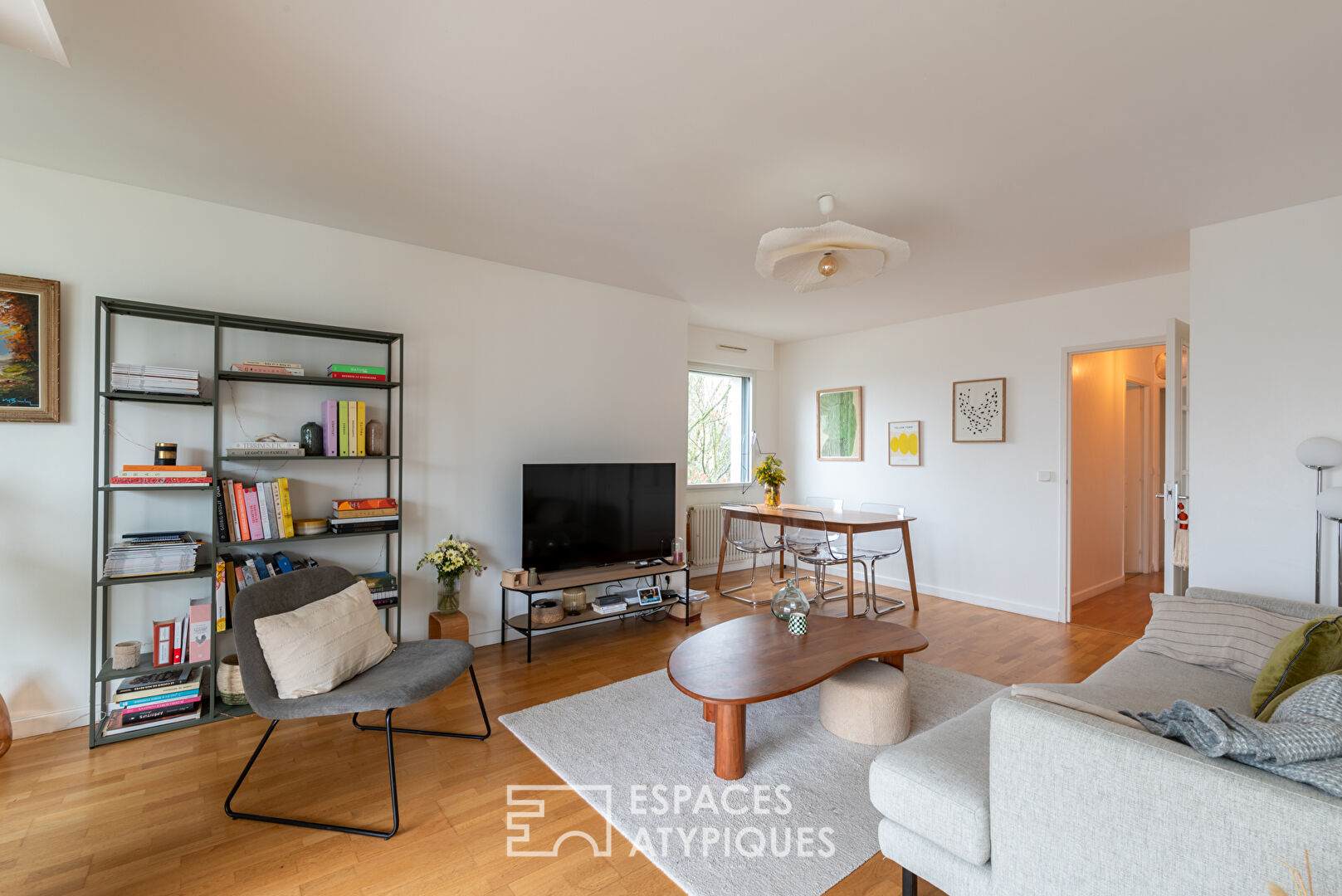 Luxury apartment, bright and quiet in the very center