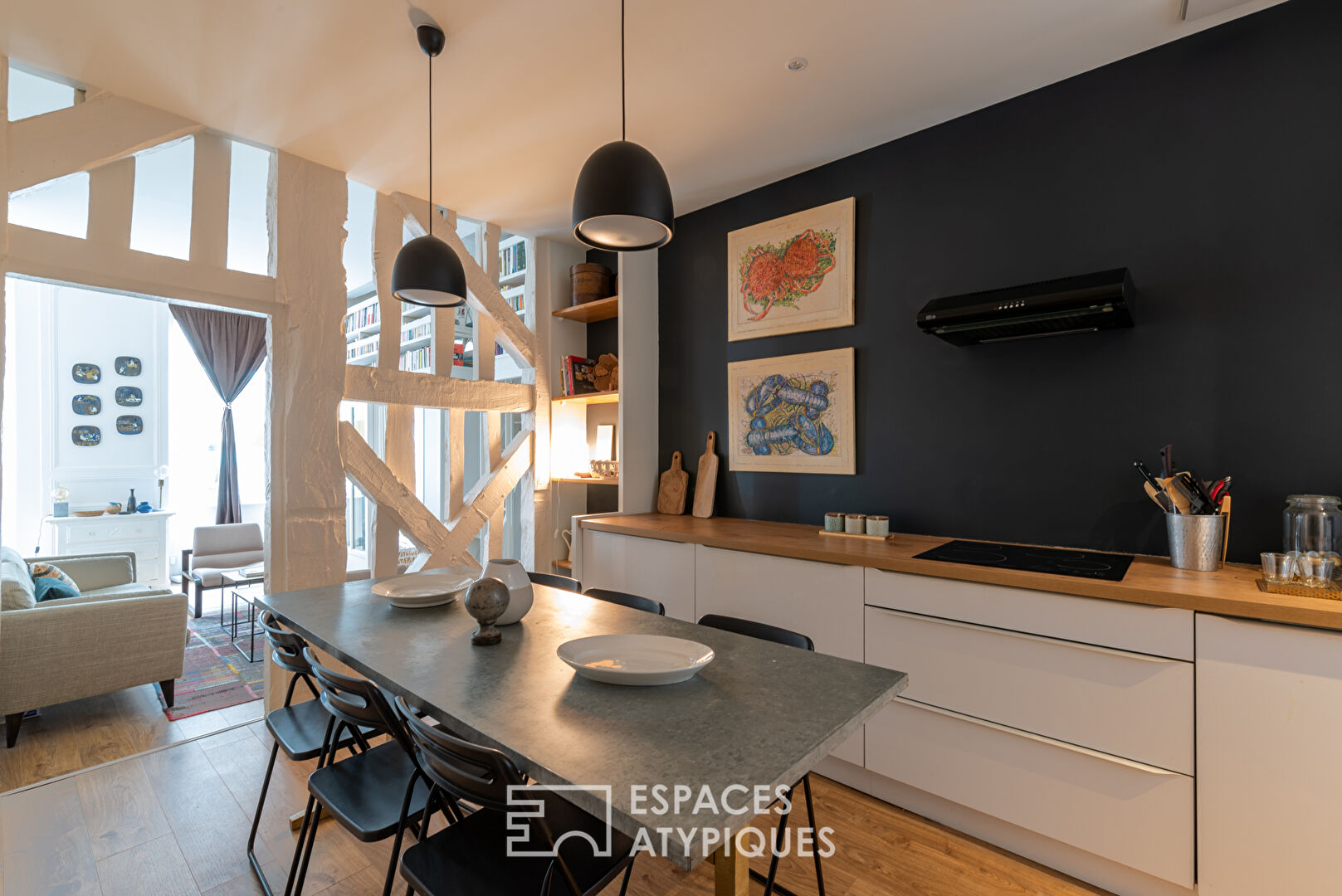 Renovated apartment in the heart of town