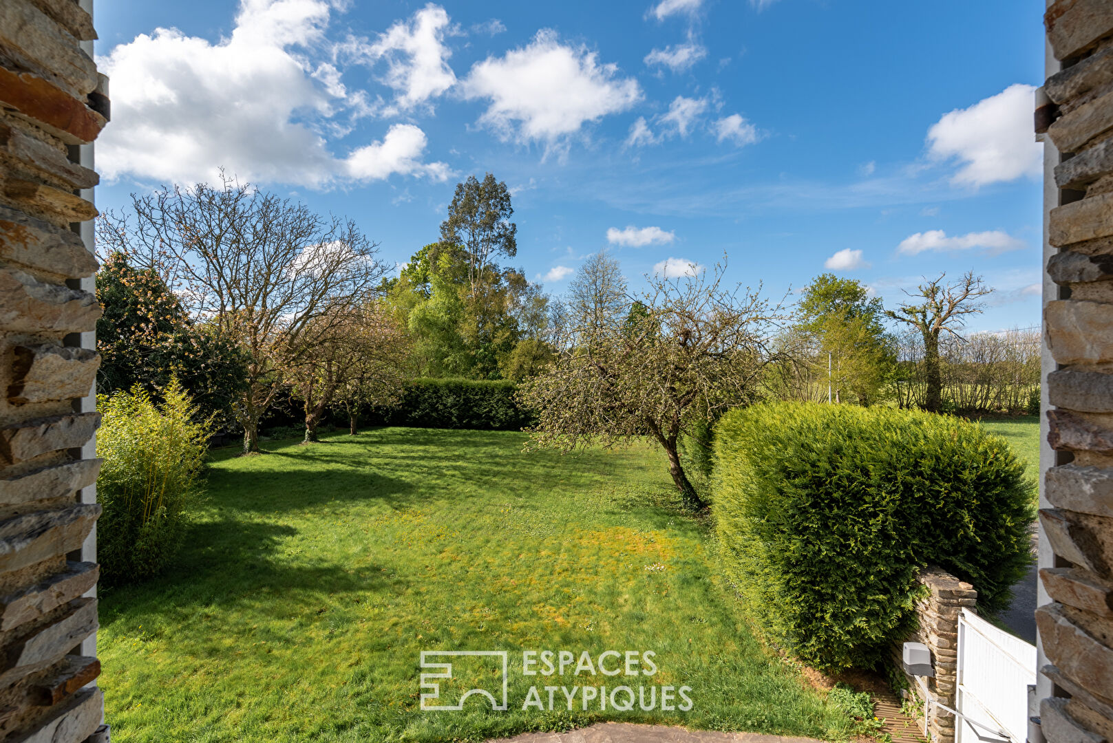Charming 20th century stone country house