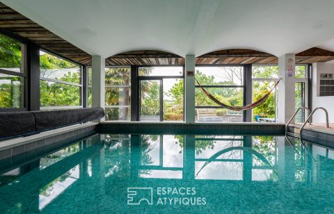 Charming 19th century residence, swimming pool and adjoining accommodation