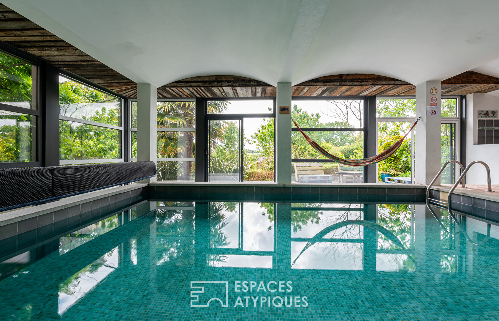 Charming 19th century residence, swimming pool and adjoining accommodation