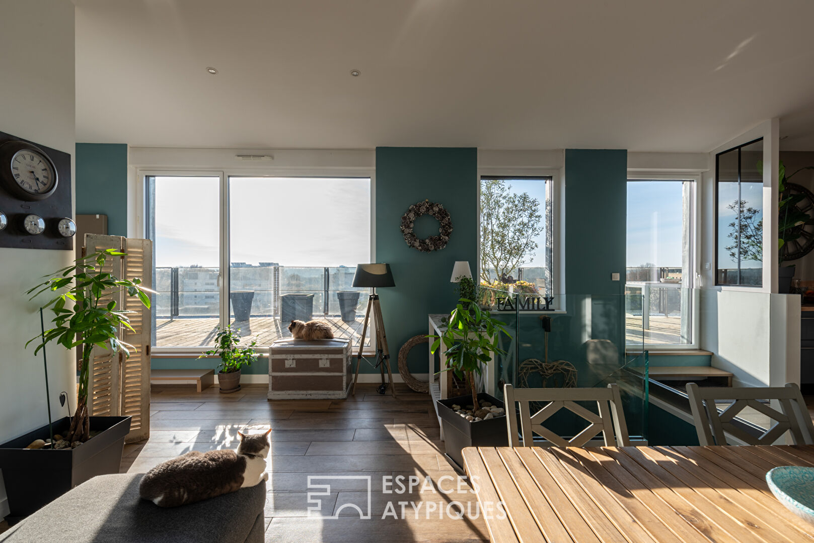 Exotic and bioclimatic duplex with 4 bedrooms and 2 terraces – CHANTEPIE