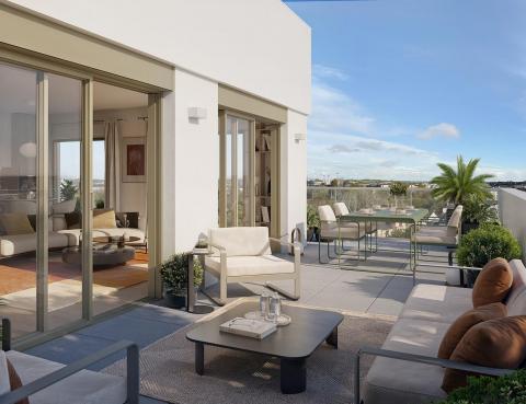 Appartement en dernier étage avec terrasse panoramique, en plein coeur du quartier Saint-Hélier