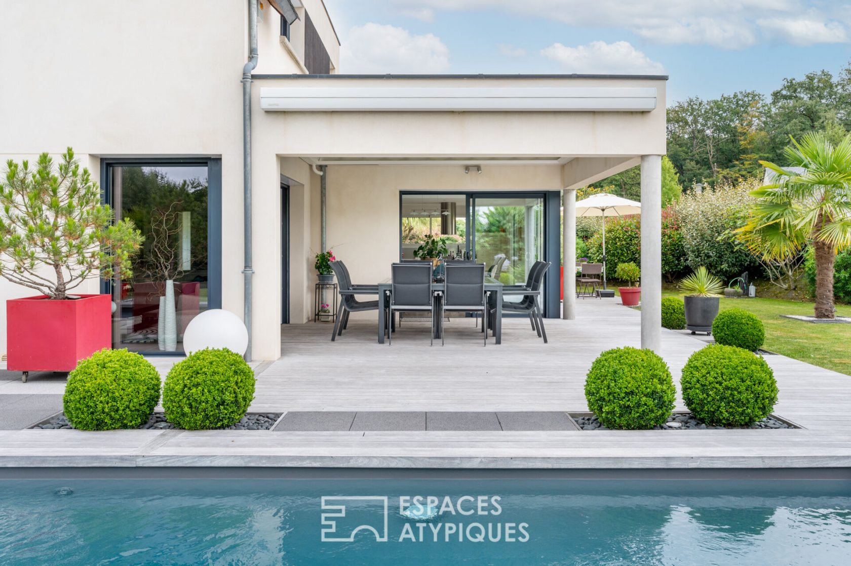 Harmonieuse villa familiale et sa piscine – Bruz