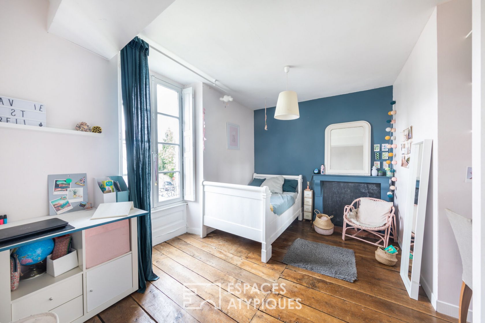 L’étonnante bourgeoise en coeur du bourg