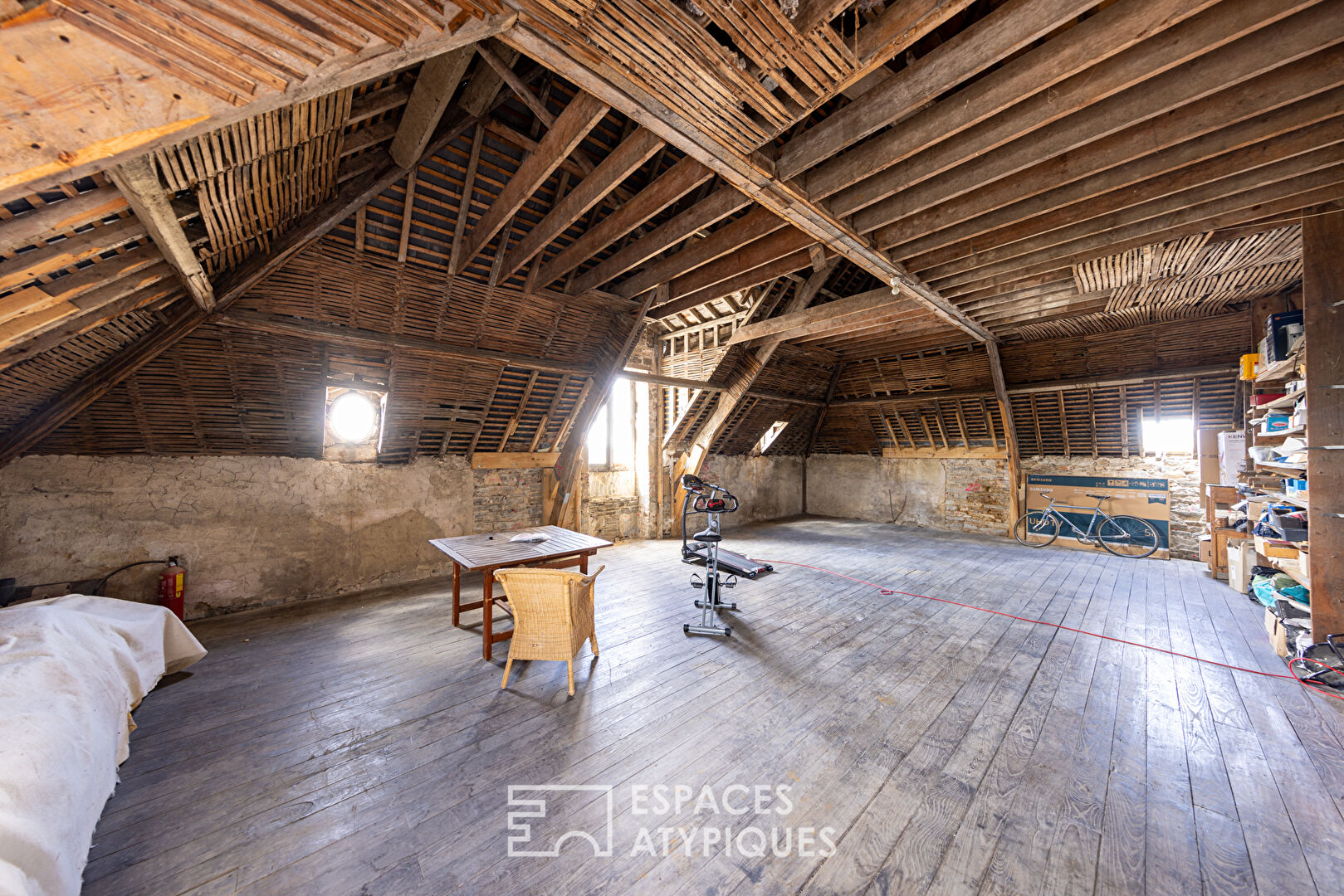 Mansion in the heart of Dol-de-Bretagne