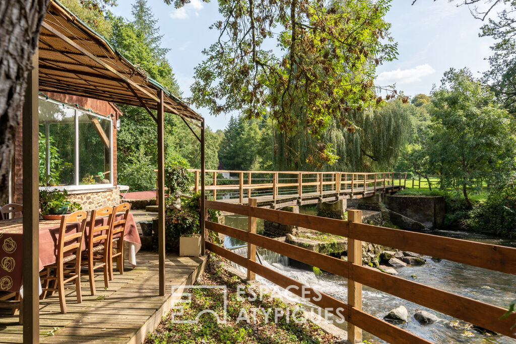 Ancien moulin les pieds dans l’eau