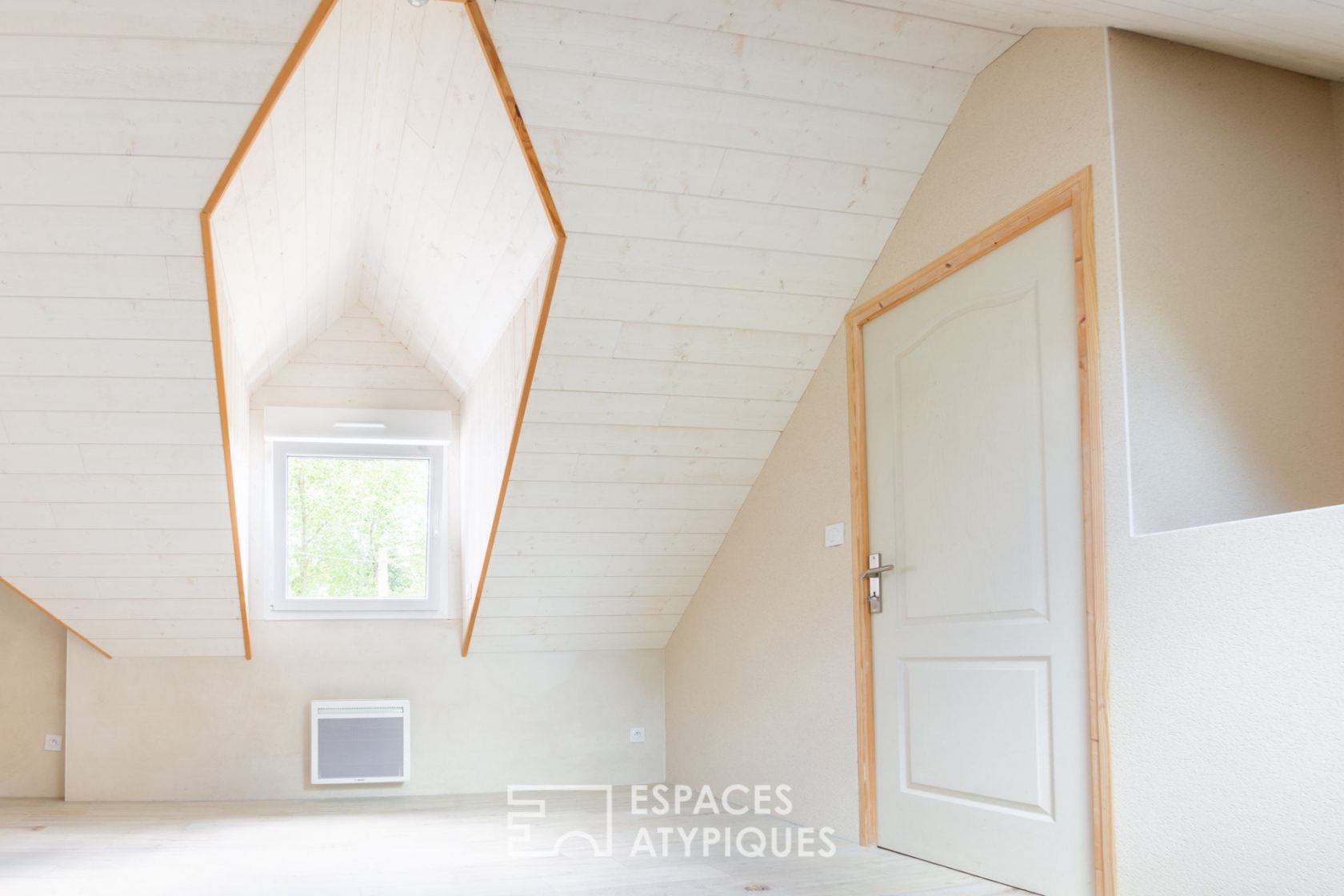 Maison de caractère dans son écrin de verdure