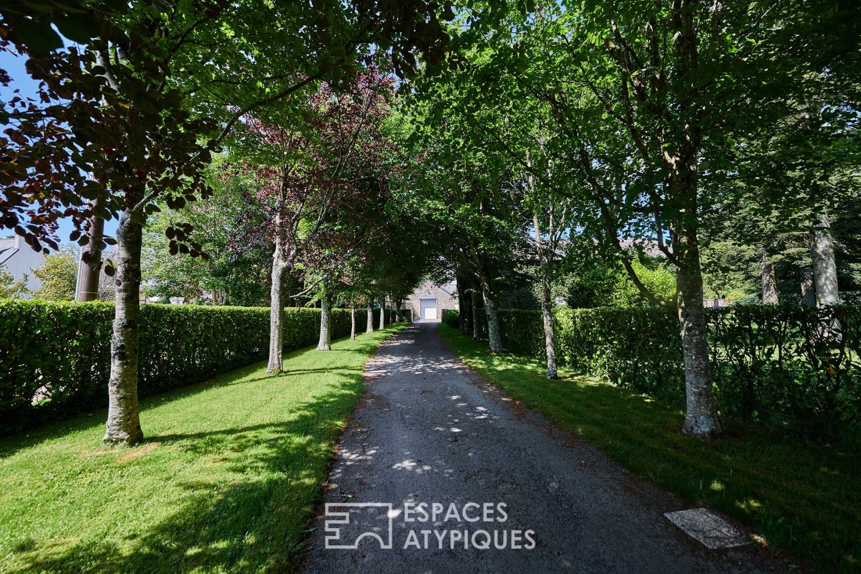 Corps de ferme en baie de Douarnenez