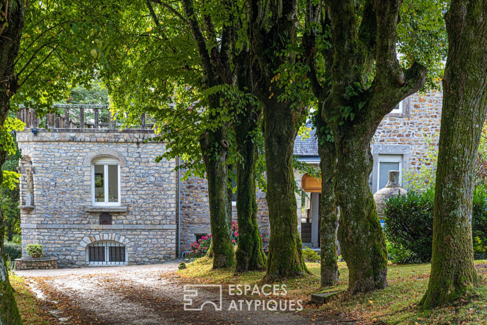 Charming property in its green park