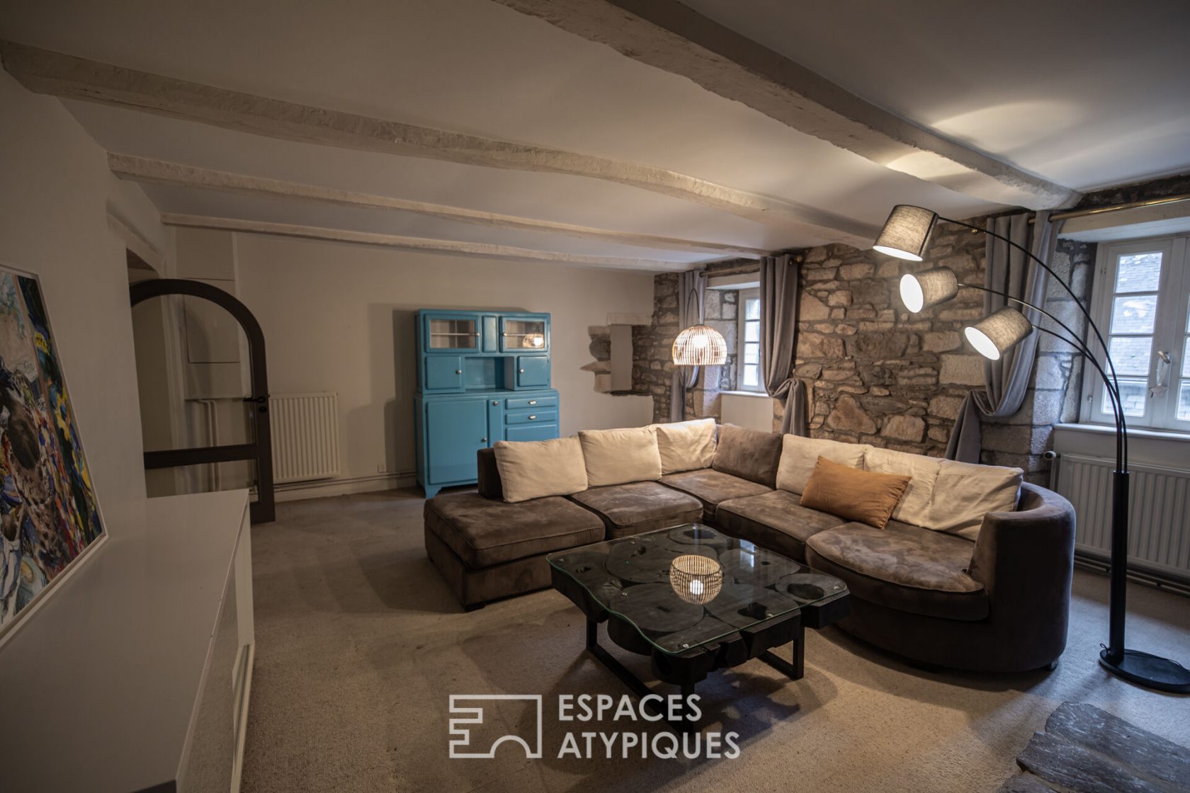 House of character and its contemporary extension