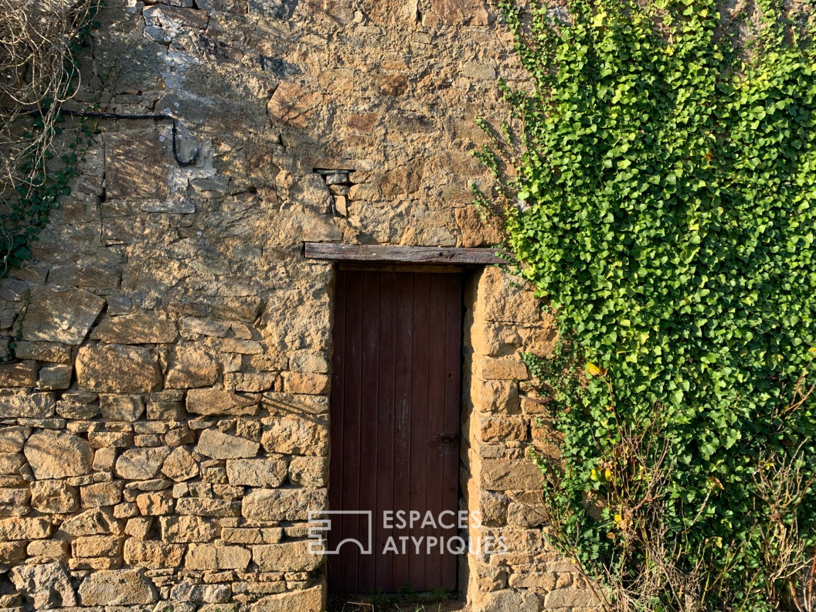 Authentic farmhouse to rehabilitate