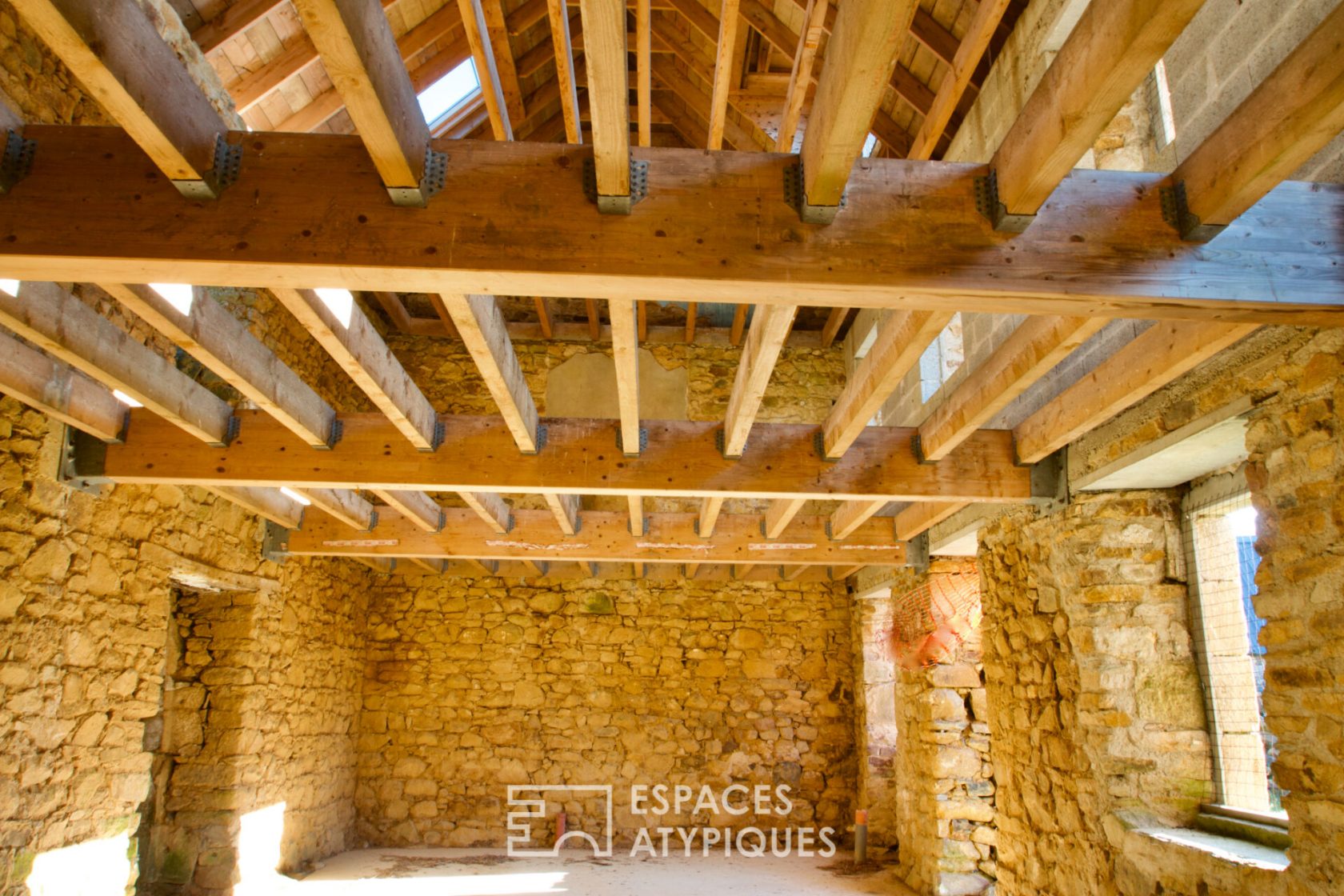 Authentic farmhouse to rehabilitate