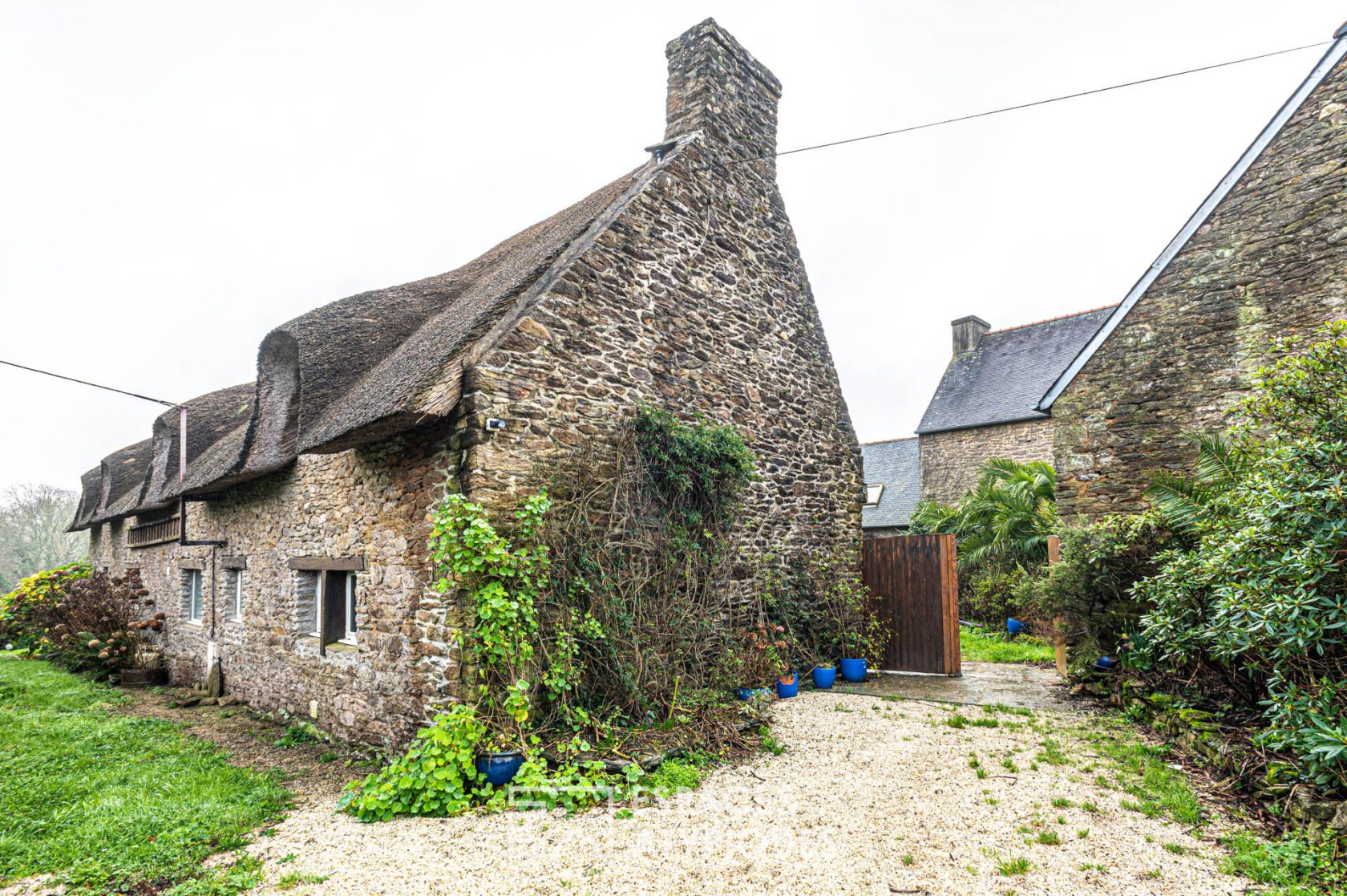 Authentic cottage in its privileged setting