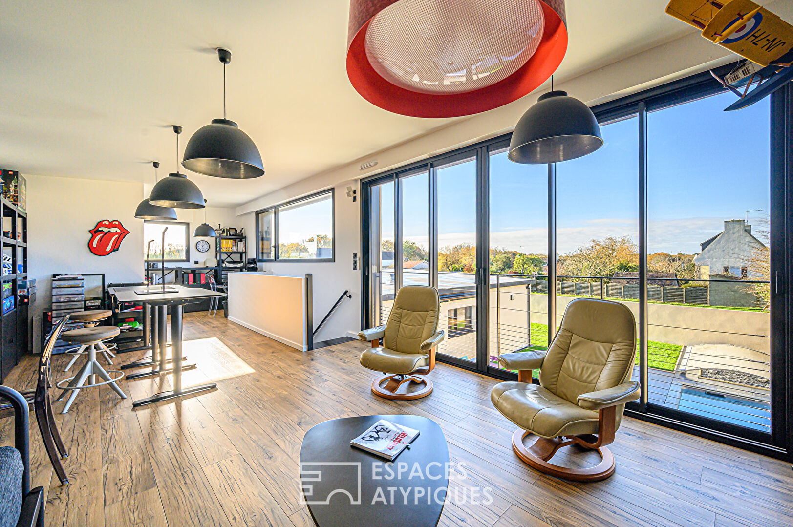 Lumineuse maison contemporaine