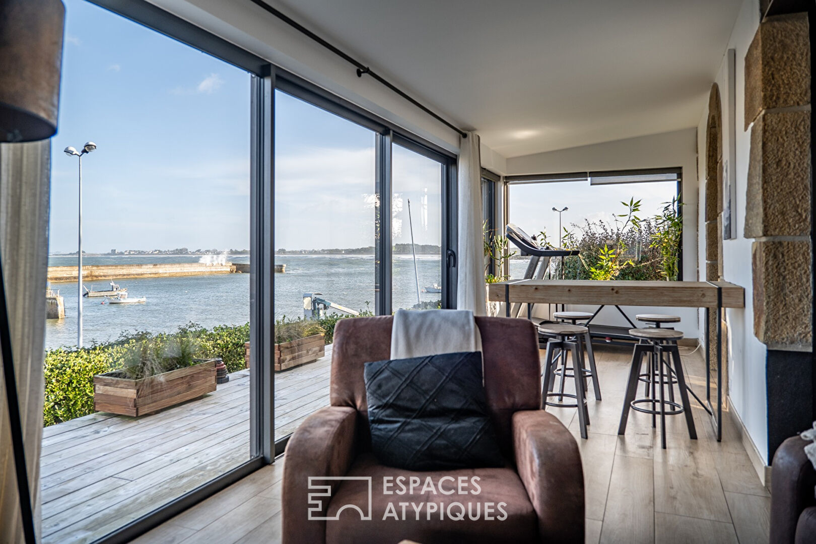 Vue panoramique sur la mer !