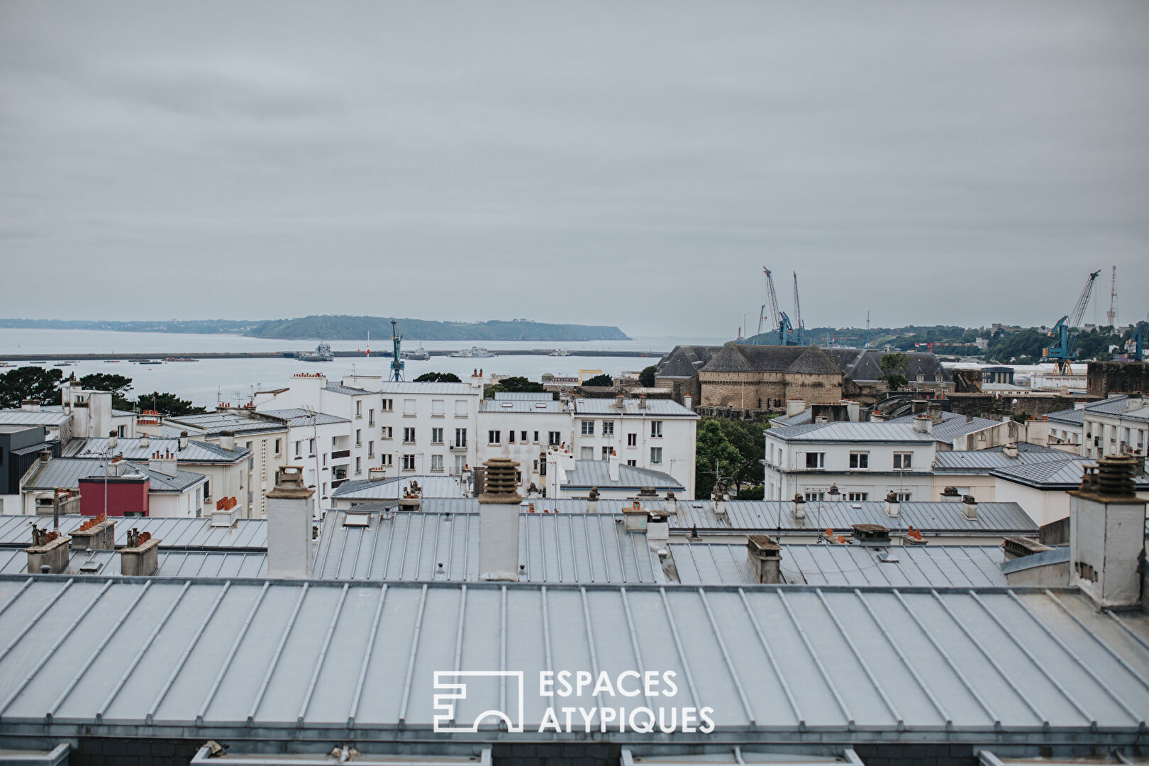 Duplex en dernier étage avec vue mer et terrasse