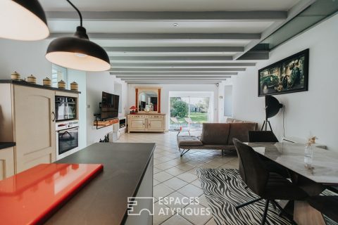 Maison de famille en pierres et son jardin