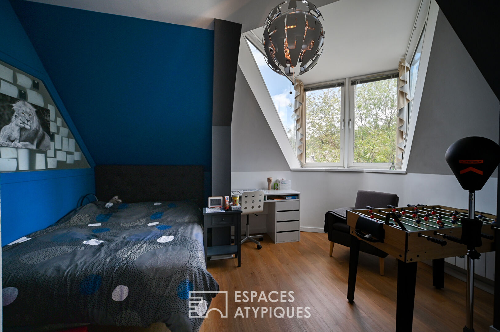 Character apartment overlooking the Odet