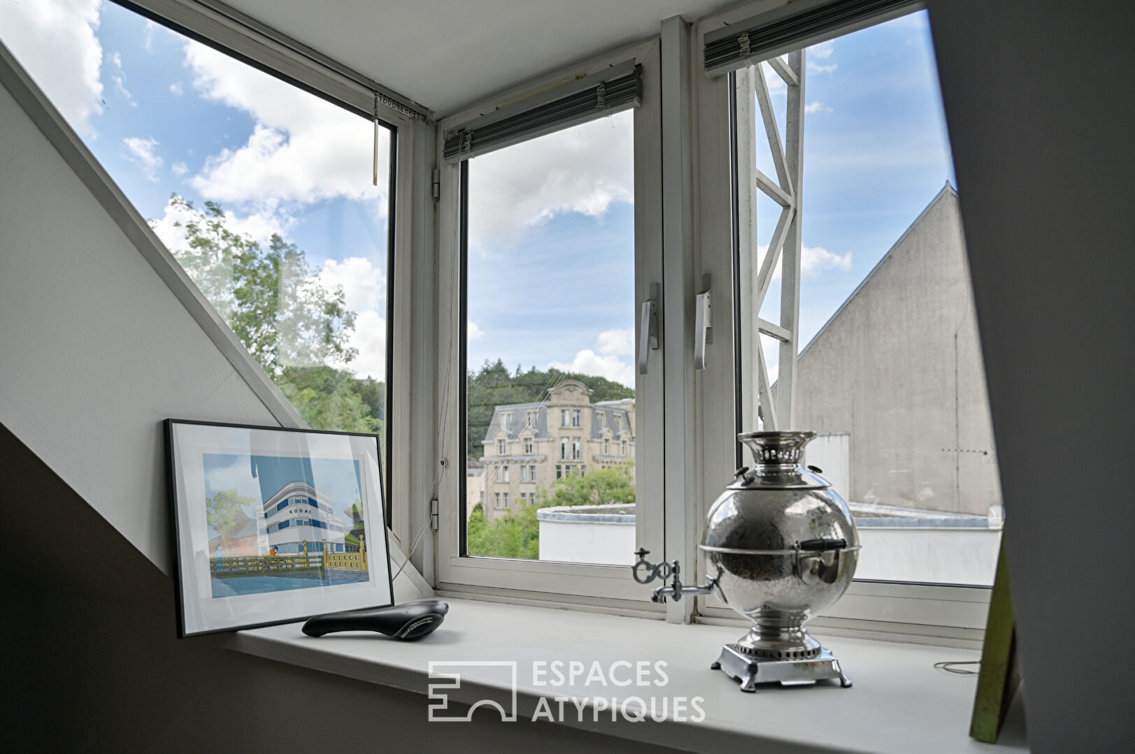 Character apartment overlooking the Odet