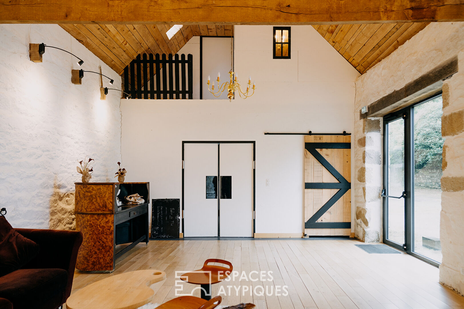 Property and its eco lodge nestled in a green setting
