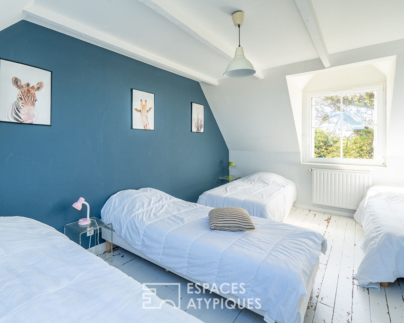 Propriété de caractère à deux pas des plages